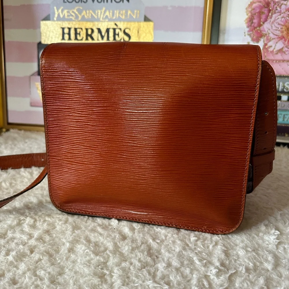 Louis Vuitton Epi Leather Cartouchiere Crossbody - Picture 14 of 15